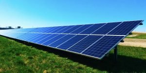 Keuntungan Perusahaan Menggunakan Solar Panel