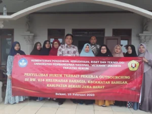 PERPPU CIPTA KERJA MEMBATASI OUTSOURCING, BEGINI CARA DOSEN FH UPN VETERAN JAKARTA MEMBERIKAN PENYULUHAN HUKUM KEPADA WARGA RW 14 KELURAHAN BAHAGIA BEKASI