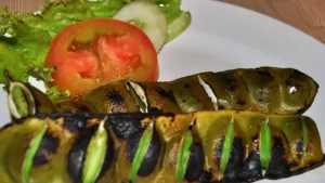 Petai dan Paru Goreng: Makanan Kontroversial dari Malaysia yang Jadi Perbincangan