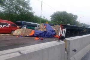 Kecelakaan di Tol Cipularang: Truk Gagal Nanjak, Pengamat Ungkap Faktor Penyebab