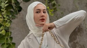 Paula Verhoeven Gugat Demi Keadilan: Hakim PA Jaksel Diadukan ke Bawas MA!