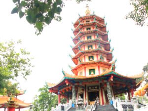 Pagoda Avalokitesvara Semarang: Keindahan Spiritual dan Arsitektur yang Memukau