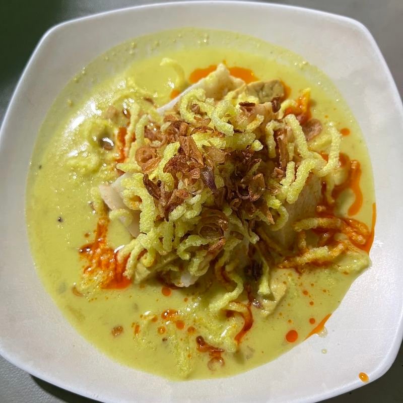 Kupat Glabed Khas Tegal: Kuliner Legendaris yang Kaya Rasa dan Tradisi