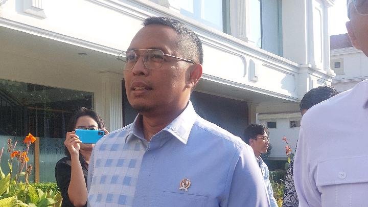 Mengungkap Langkah Strategis: Alasan di Balik Pengunduran Diri Hasan Nasbi