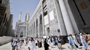 Menghadapi Panas Ekstrem: Tips Antisipasi Calon Jemaah Haji di Suhu Mekah Lebih 40 Derajat Celcius