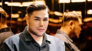 Teguran KPI Dinilai Ivan Gunawan sebagai Kemunduran Fashion: Kreativitas Tak Bisa Dibatasi