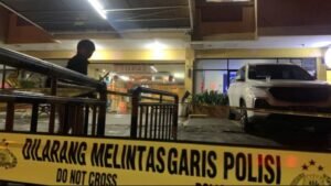 Tragedi di Rooftop: Satu Keluarga Terjun dari Apartemen, Apa yang Sebenarnya Terjadi?