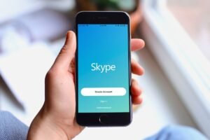 Selamat Tinggal Skype Akhir Perjalanan Sang Pelopor Video Call Setelah 22 Tahun