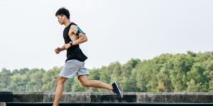 Cuaca Tak Menentu? Ini 7 Gaya Hidup Sehat untuk Bikin Imun Tetap Kuat!