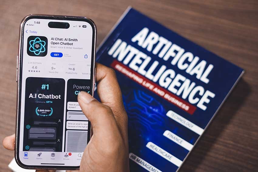Ketika Mesin Menyamar Jadi Manusia: AI dan Ancaman Terhadap Integritas Informasi