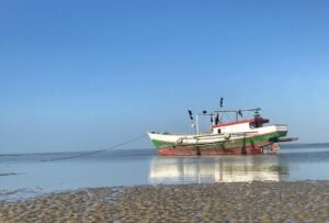 Pantai Lampu Satu Merauke: Pesona Ujung Timur Indonesia yang Memikat Hati