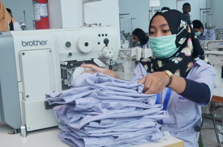 Benang Kusut Industri Tekstil Nasional: Tantangan Struktural yang Menghambat Kemajuan
