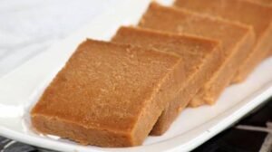 Nikmati Keunikan Kue 8 Jam Palembang: Rasa Lezat yang Memanjakan Lidah