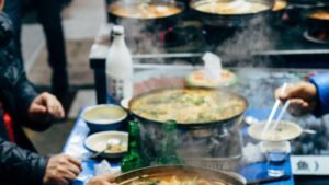 Demam Oppa dan Samgyeopsal: Kuliner Halal Korea Serbu RI, Budaya K-Pop Kian Menggoda