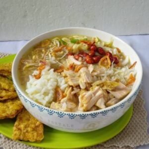 Nasi Berenang: Kuliner Unik Sulawesi Barat yang Bikin Lidah Ketagihan!