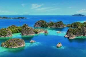 Surga Tersembunyi di Raja Ampat: Mengintip Keindahan Kepulauan Pianemo