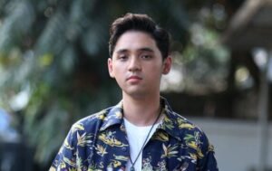 “Romansa” Syahravi: Cermin Kedewasaan Musikal dalam Balutan Emosi dan Eksplorasi