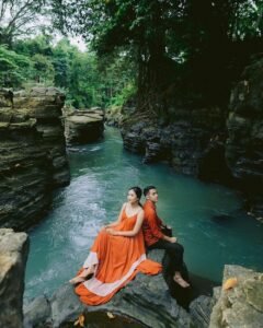 Prewedding Anti Mainstream: Lupakan Pantai, Mari Berpetualang!