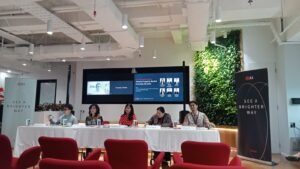 Tentu, mari kita telaah kondisi pasar properti terkini dalam sebuah artikel yang informatif dan mudah dicerna.